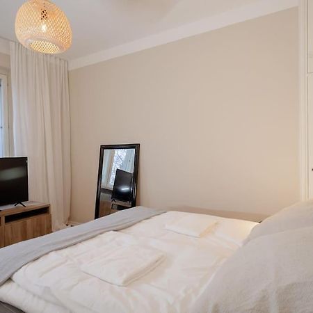 Beautiful Small Apartment Турку Экстерьер фото